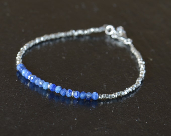 Kyanite Bracelet, Natural Kyanite Bracelet, Blue Kyanite Bracelet, Kyanite Beads Bracelet, Blue Beaded Bracelet