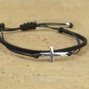 Sterling Silver Cross charm bracelet. Mens bracelet image 3