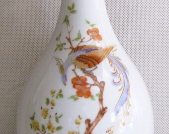 Vintage Kaiser White Porcelain Vase Signed Olivia Asian Theme Beautiful Peacock Excellent Condition