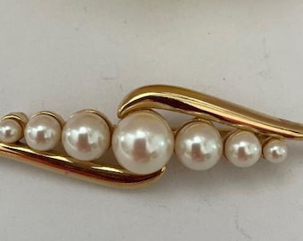 Vintage Monet Faux Pearl Brooch/Bar Signed Excellent Condition