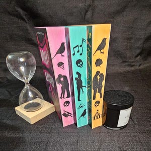 Butcher and Blackbird - Leather and Lark - Scythe and Sparrow - Shimmer Edge - Brynne Weaver - Hand Sprayed Book Edges - Book Gifts