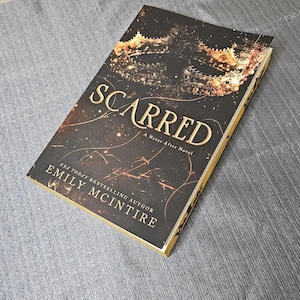 Scarred - Emily McIntire - Dark Romance Book - Hand Sprayed Book Edges - Book Gifts - Book Collector