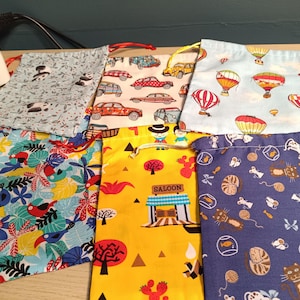 Sac à motif pour le rangement de pièces de  jeux de société, pochon de rangement de cartes à jouer, sac cordon à motif, Bourse à dès