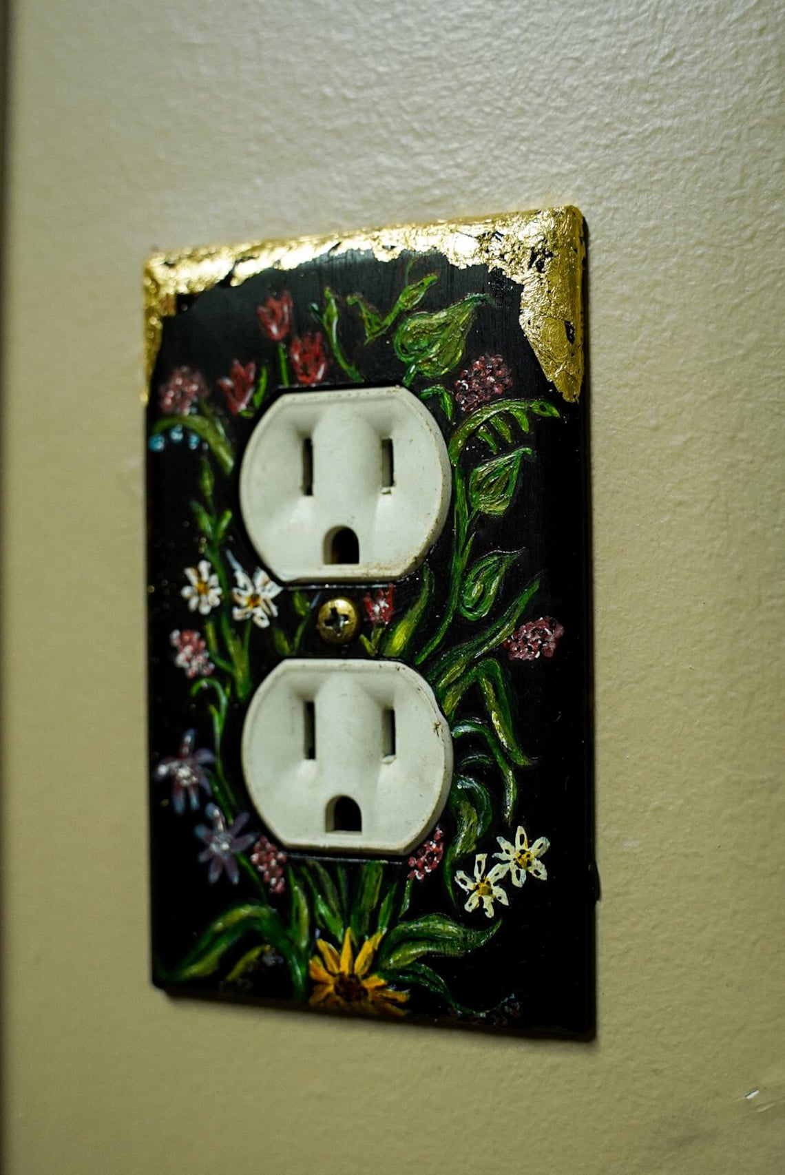 Hand Painted Light Switch Coversnull