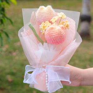 Crochet Tulip flowers bouquet,Wrapped Bouquet Everlasting,Graduation,Birthday,Mothers Day, Gift for mom,gift for sister,Gift for Girlfriend