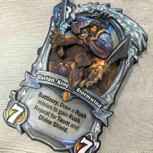 Cartas premium de Hearthstone con temática negra: resina duradera y papel compuesto para una experiencia de juego elegante y una exhibición coleccionable, Varian