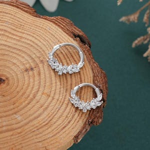 16G Flower CZ Septum Ring/Leaf CZ Daith Earring/Nose Hoop/Silver Septum Clicker/Cartilage Piercing Hoop/Helix/Conch Dainty Earring/1PCS/Gift