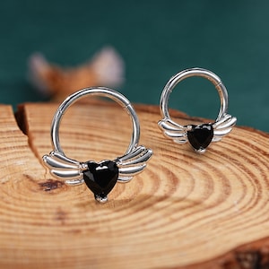 16G Schwarzes Herz CZ Flügel Septum/8 mm Nase Clicker/10 mm Septum Hoop/Nasenpiercing/Gothic Daith Clicker/Muschel/Ohrläppchen/Geschenk für Sie/1Stk