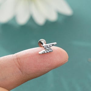 16G Titanium Lightning CZ Threadless Push Pin/Flat Back Stud/Silver Labret Stud/Cartilage/Helix/Tragus/Daith Earring/Minialist Lip Piercing