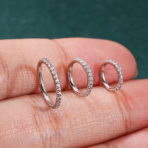 Sterling Silver Single Paved CZ Huggie Hoop/Simple Stacking Piercing/Cartilage Clicker/Conch/Helix/ Earlobe Earring Hoop/Nose Hoop/1PCS/Gift
