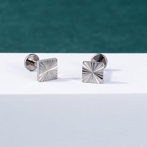 Titanium 16G Square Labret Stud/Flat Back/Tiny Cartilage/Conch/Forward Helix /Internally Threaded/1PCS/ Labret Jewelry/Gift For Her/6mm/8mm