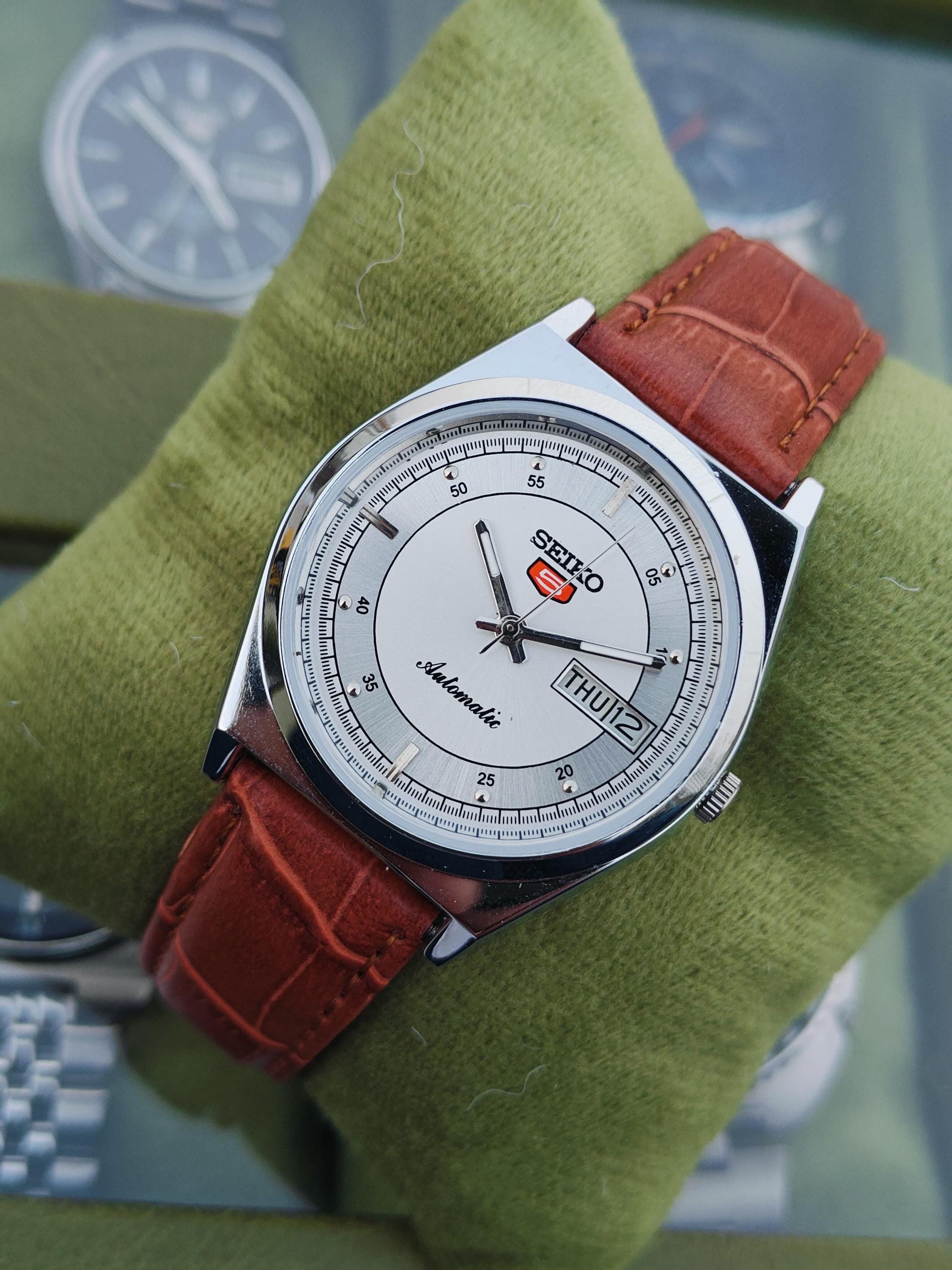即決 SEIKO セイコー EXCELINE 腕時計 2E20-5180