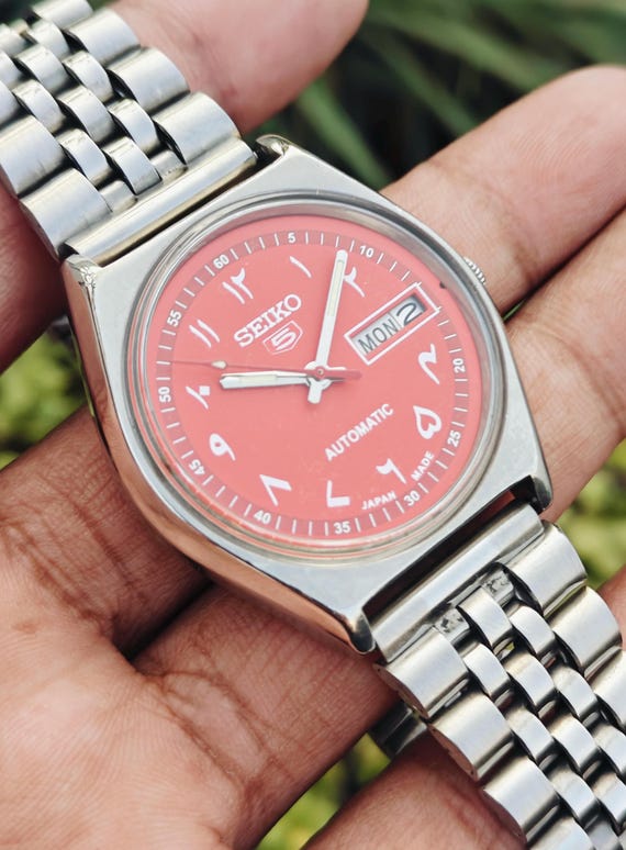 希少 80s SEIKO QUARTZ レクタンギュラー 日本製 腕時計 SEIKO LAUREL （ セイコー ローレル ）金張 希少スクエア 純正