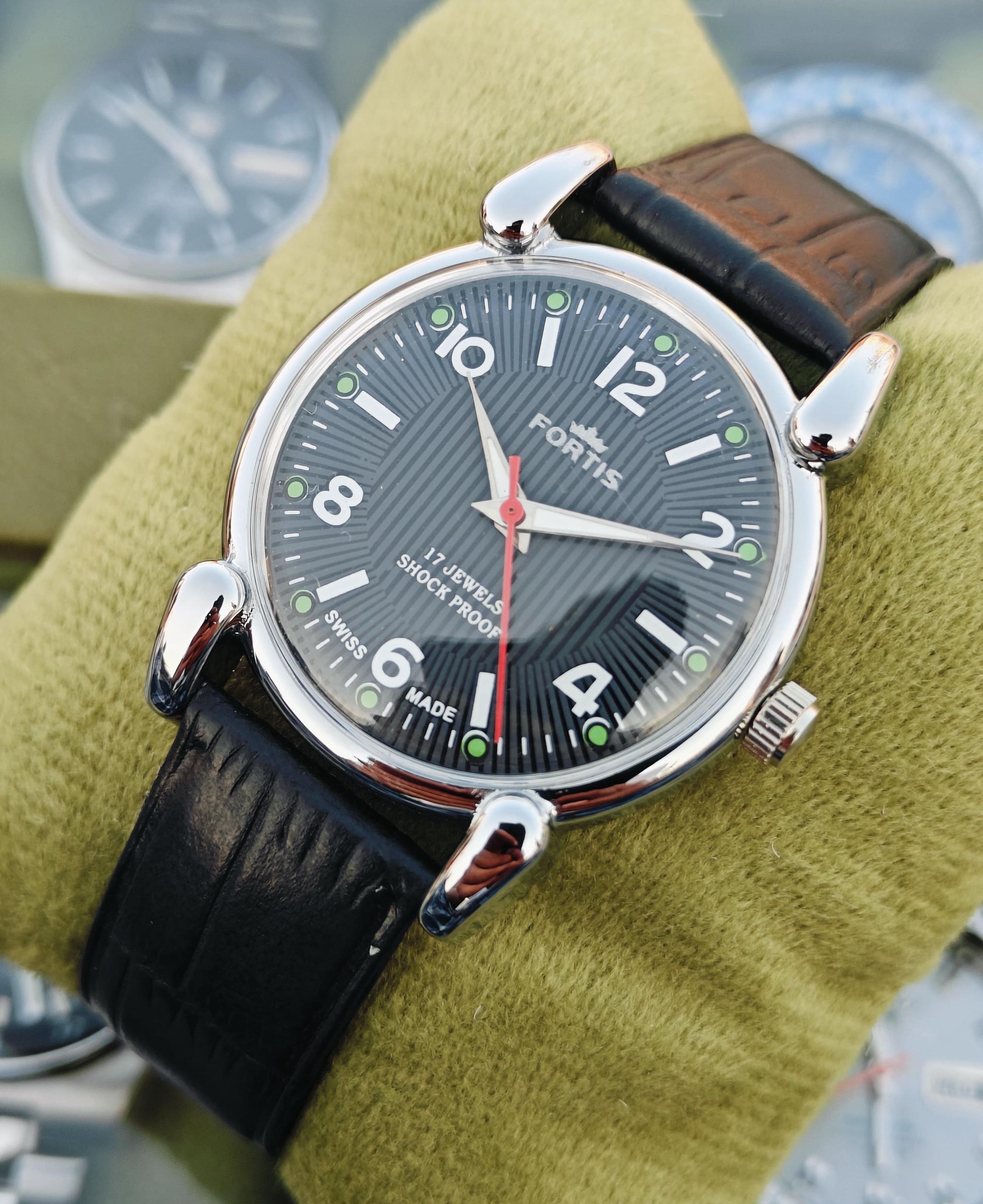 Refurbished Vintage Fortis Men's Manual Winding Wrist Watch