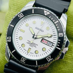 SEIKO クロノグラフ ホワイトダイヤル - メルカリ