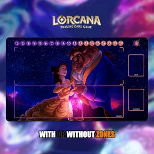 Könnte beinhalten: Rechteckige Spielmatte für das Lorcana Trading Card Game mit Belle und dem Biest aus Die Schöne und das Biest. Die Matte hat Zonen für Karten und den Text "WITH OR WITHOUT ZONES". Der Hintergrund ist eine sternenklare Nachtszene.