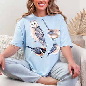 Bird Lovers T-Shirt, Bird Shirt, Birdwatcher Shirt,Nature Lover Shirt,Garden Lover Gift,Cottagecore Tshirt,Botanical Shirt,
