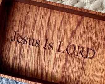 Jesús es el SEÑOR Bandeja/Plato