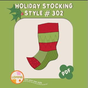 Op de afbeelding: Een digitaal patroon voor een rode en groene kerstsok met een zigzagpatroon. Het patroon is gelabeld met "Holiday Stocking Style # 302" en "PDF".