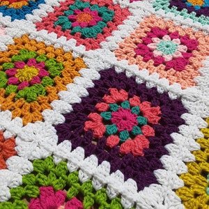 Granny&#39;s Flower Garden Afghan - Granny Square Blanket - Multicolor - Rainbow Blanket - Retro - Bright - Pink Purple Orange Green Mint Blue