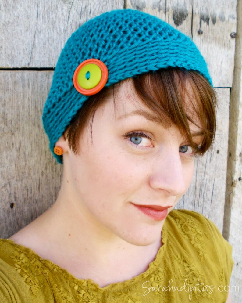 Poppy Crochet Cancer Hat Women/'s Crochet Flapper Hat Black Flower Button Flapper Beanie - Vintage Style Vivid Red
