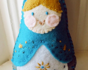 Embroidered Felt Matryoshka Doll Plushie - INSTANT DOWNLOAD - Sewing Pattern PDF