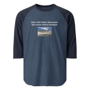 3/4 sleeve raglan shirt