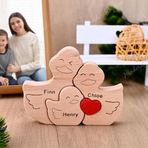 Personalized Duck Family Puzzle, Wooden Family Name Puzzle, Birthday Gift for Wife, 2-5 Duck Home Decor, Baby Shower Gift, New Mom Gift