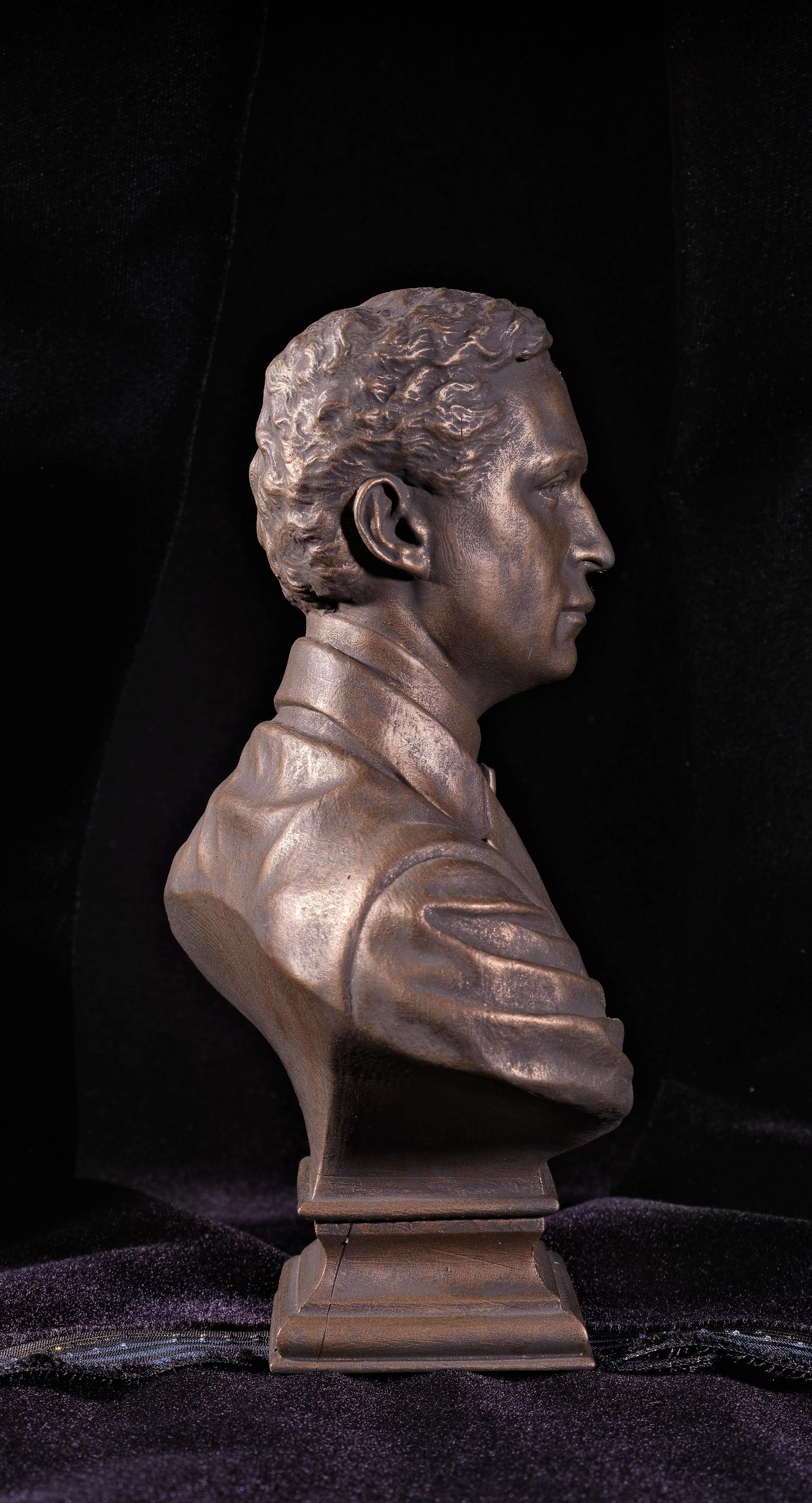 Harry Houdini Mini Bust by Spectral Motion - Etsy