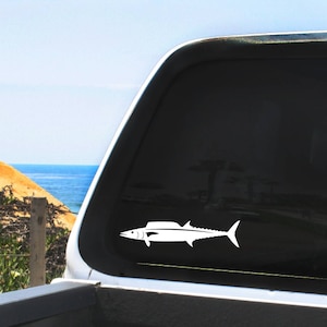 Wahoo Fish Vinyl Decal - Fishing Graphic - In multiple sizes and colors - For Vehicles and Any Smooth Non-Porous Surface
