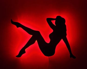 Lámpara de pared LED retro vintage pin-up girl para mancave, garaje, bar o sala de juegos