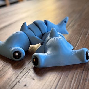 Flexi Hammerhead Shark Keychain