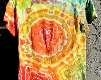 Unisex Small Tie-Dye Shirt – Vibrant Rainbow Geode Pattern