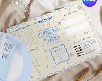 Puede incluir: Una hoja de juego de fiesta color crema con detalles y texto en azul. La hoja incluye secciones para consejos, juegos y un espacio para una foto. El texto dice "Marie's Hens" y "25th of September 2020".