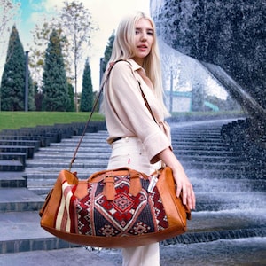 Leder Kelim Reisetasche, Kelim Reisetasche, Cabin Bag, Weekender Tasche, Geschenktasche, Vintage Tasche - Cognac.