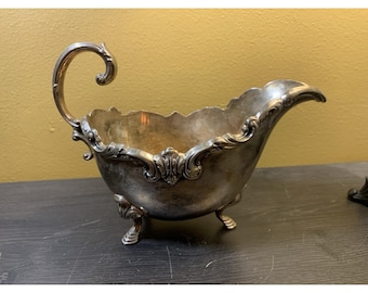 E.G. Webster & Son Orleans Gravy Boat EPSN  international Silver Silverplate