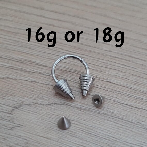 Orecchini In Acciaio Chirurgico 316L Per Cartilagine, 16g (1,2 Mm), Con Catenella E Doppia Perla, Confezione Regalo