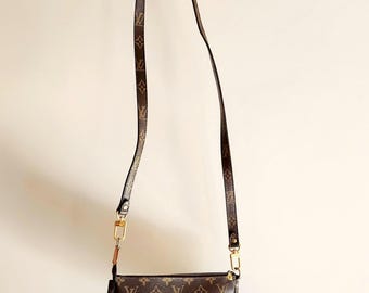Louis Vuitton Pochette
