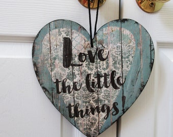 NEW Farmhouse Valentine's Day heart love the little things sign hanging 9"x9.5"