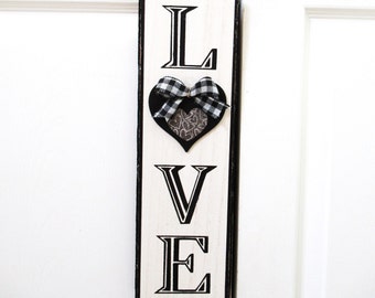 NEW Farmhouse Valentine's Day LOVE black white heart hanging sign 15.75" x 4.75"