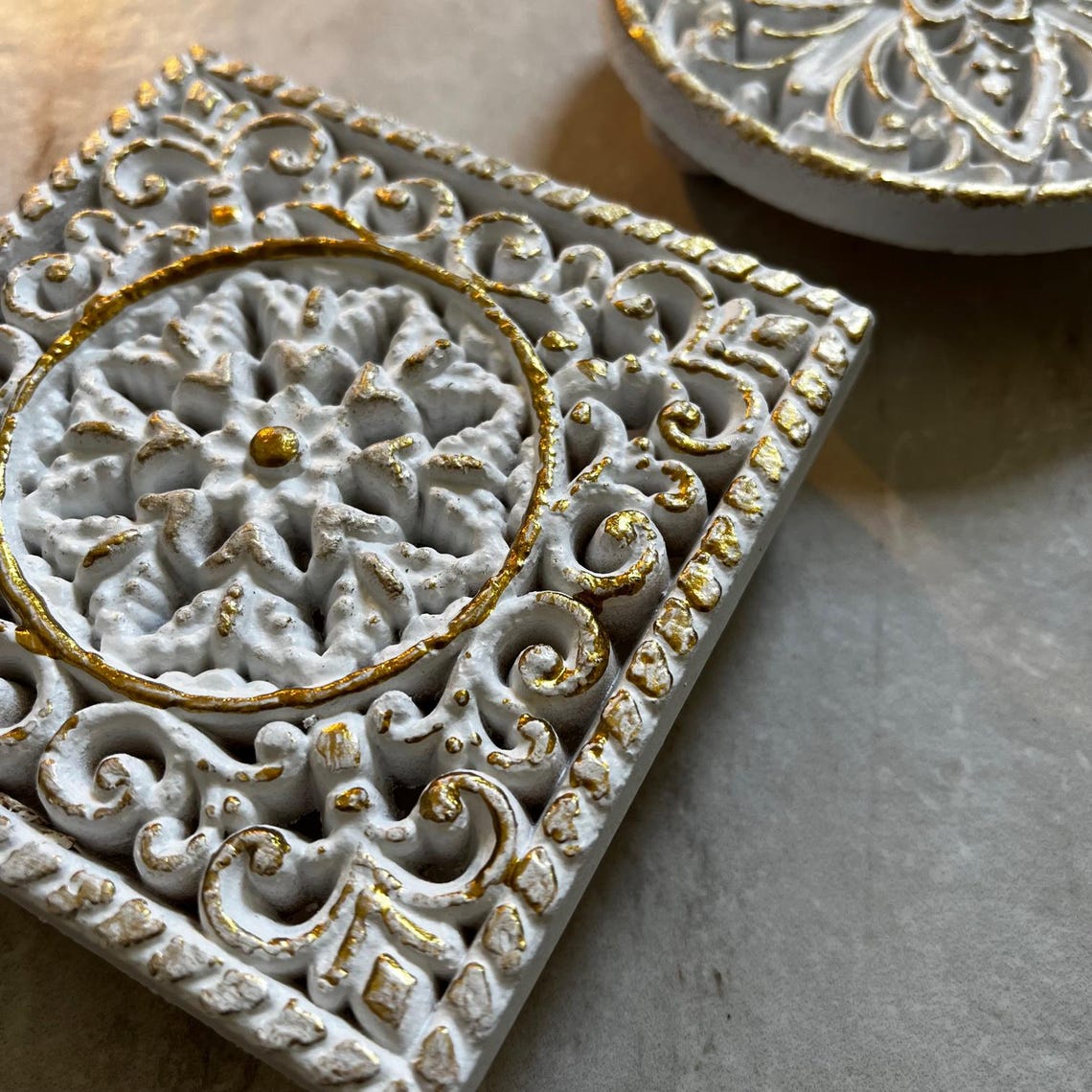 Gold Riser Round Mini Carved Wood Table Riser - Round Square Floral White Gold Riser ...
