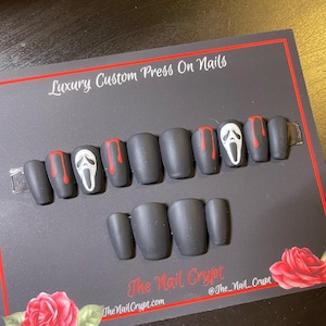 Drippin Scream | Druk op de nagels | schreeuwfilmnagels | spookachtige nagels | horrornagels | druipnagels | ghostface-nagels | Halloweennagels