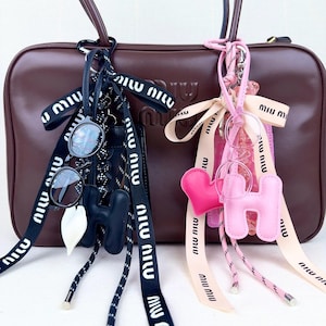 MIU MIU - miumiuストラップ✨ MIU MIU - □極美品□ miumiu ミュウミュウ キャンバス×レザー