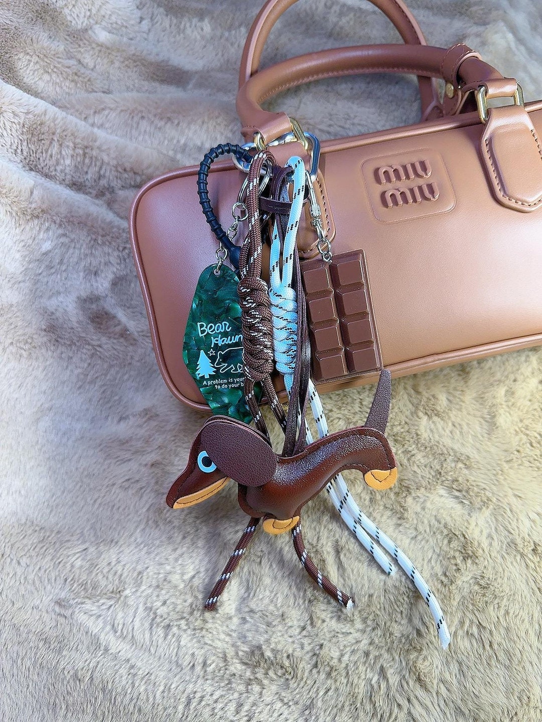 Portachiavi A Forma Di Bassotto - In Pelle PU - Elegante E Robust - Per Chiavi O Borsa - 8x13 Cm - Foto 8