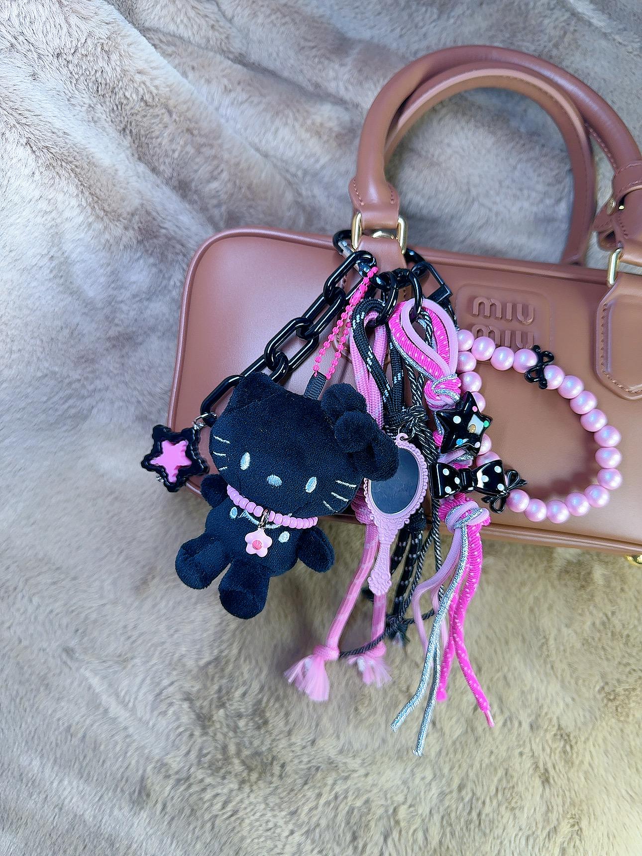 Black Hello Kitty Keychain Set: Pink Beads & Tassel Bag Charm - Etsy
