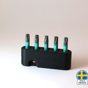Bit holder magnetic for 5 bits