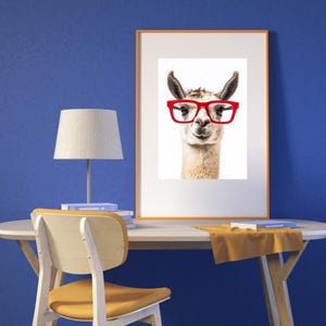 Llama with Red Glasses Wall Art – Funny Animal Printable, Quirky Llama Decor, Modern Farmhouse Art, Digital Download, Llama wall art print
