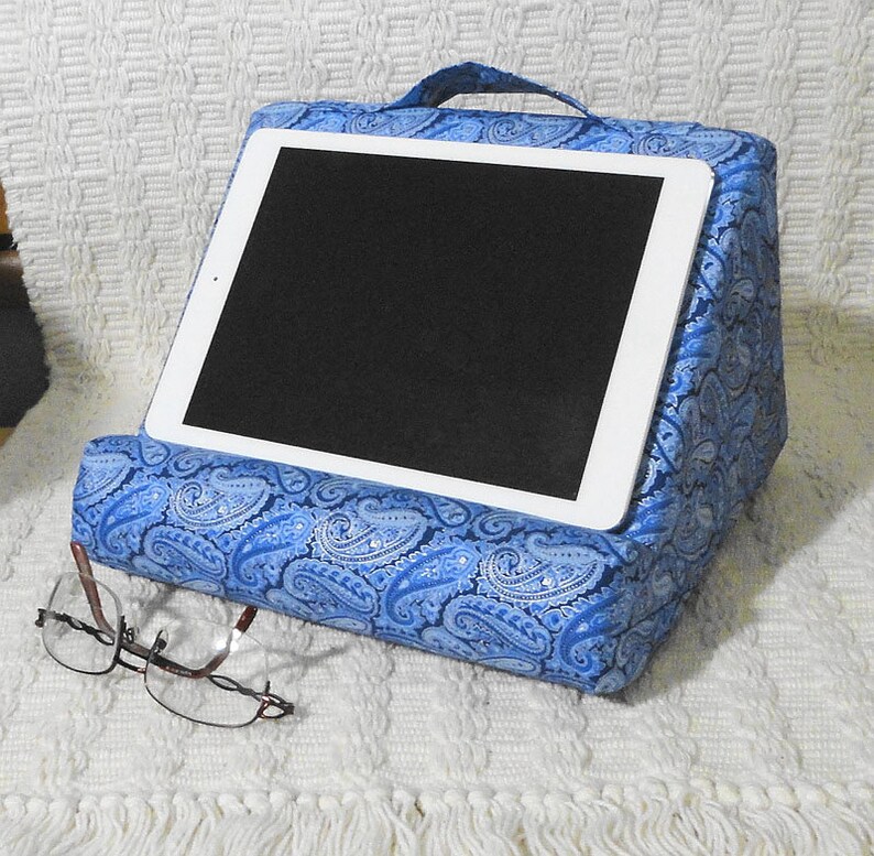 Upright Reading Stand / Book Pillow Stand / Padded Read Stand Etsy