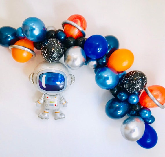 Space Balloon Garland, Space party, Astronaut Balloon, Outer Space Party, Astronaut, Blast off Birthday, Space Birthday, To the Moon Il_570xn