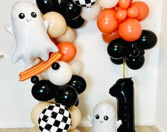 Cumpleaños del tipo espeluznante Uno Tipo espeluznante Cuatro para siempre Patinador espeluznante Cumpleaños fantasma Tipo espeluznante